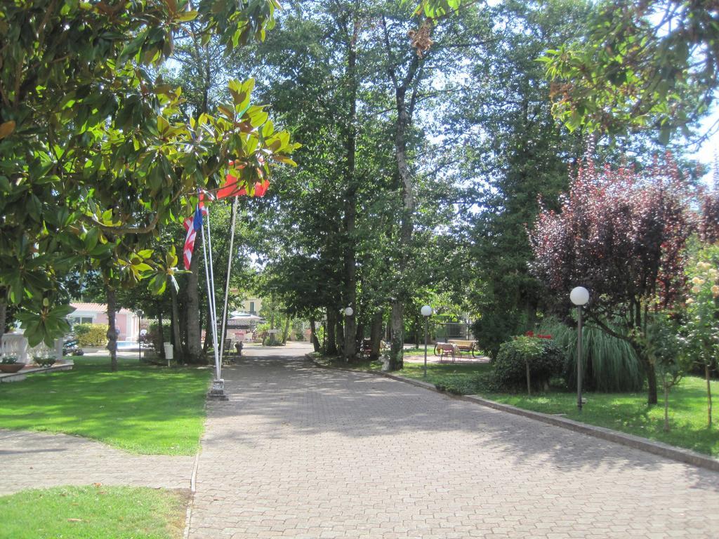 Hotel Gioia Garden Fiuggi Ngoại thất bức ảnh