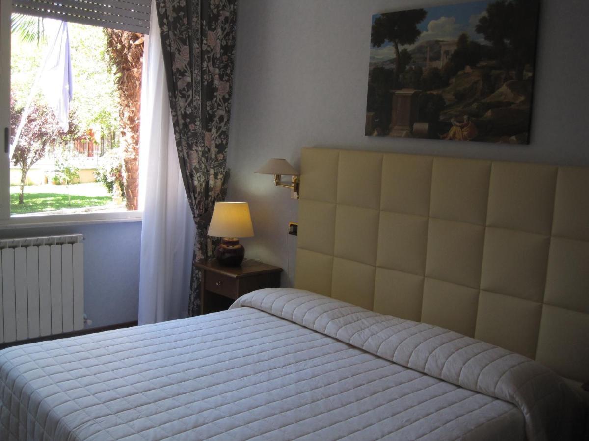 Hotel Gioia Garden Fiuggi Phòng bức ảnh